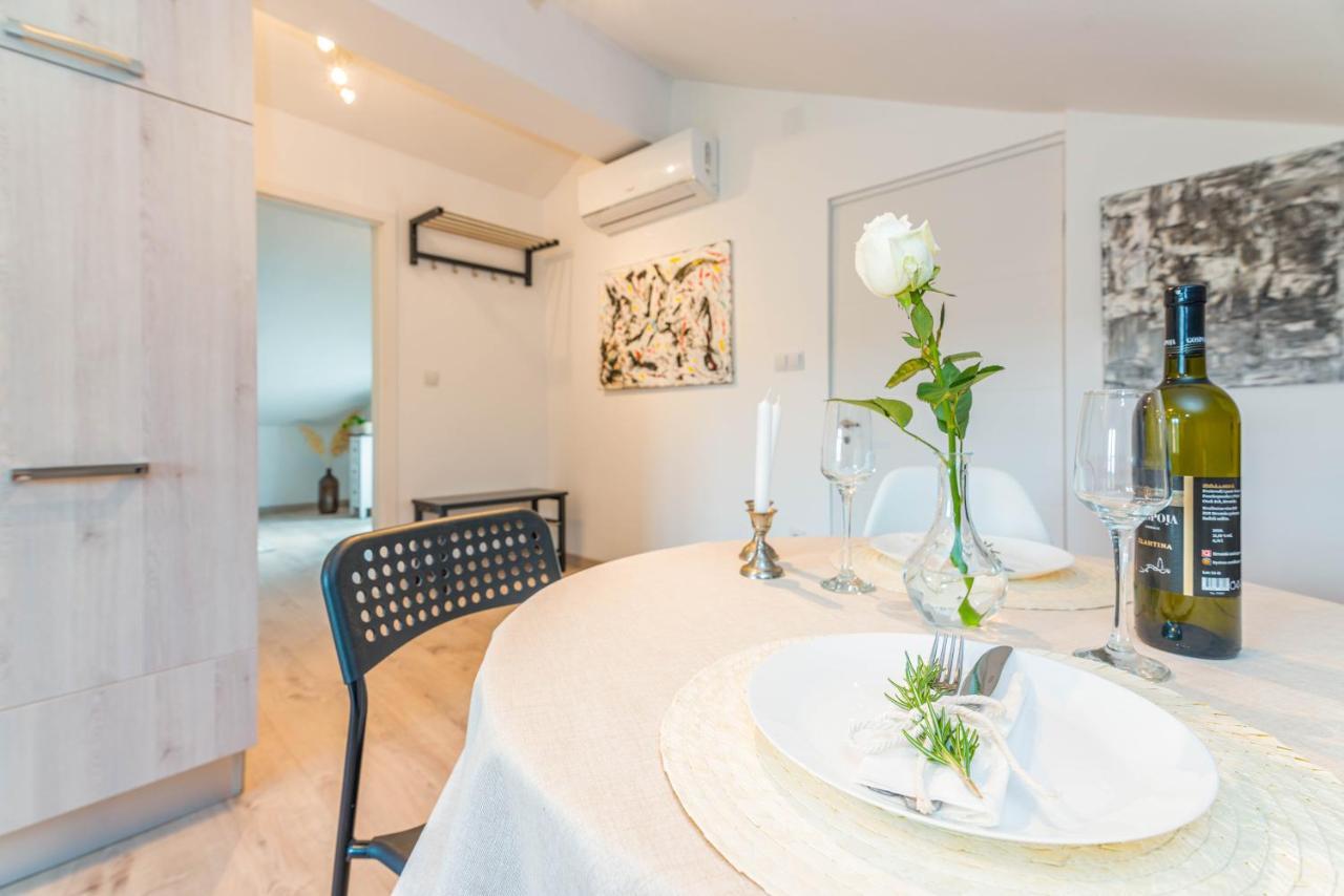 מאלינסקה Apartment Egon מראה חיצוני תמונה